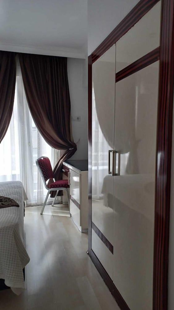 Atalla Hotel Standard Double or Twin Room, City View 23