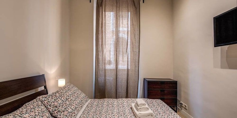 undefined Mecenate Colosseum Suite 2