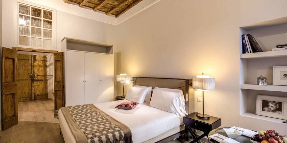 undefined Suite Giulia 3 7