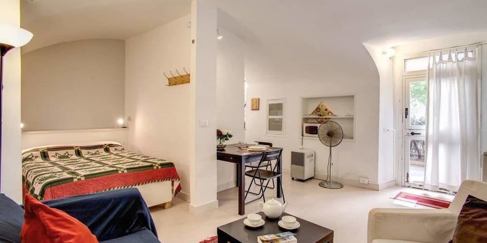 undefined Studio Chiavari Campo de Fiori 5