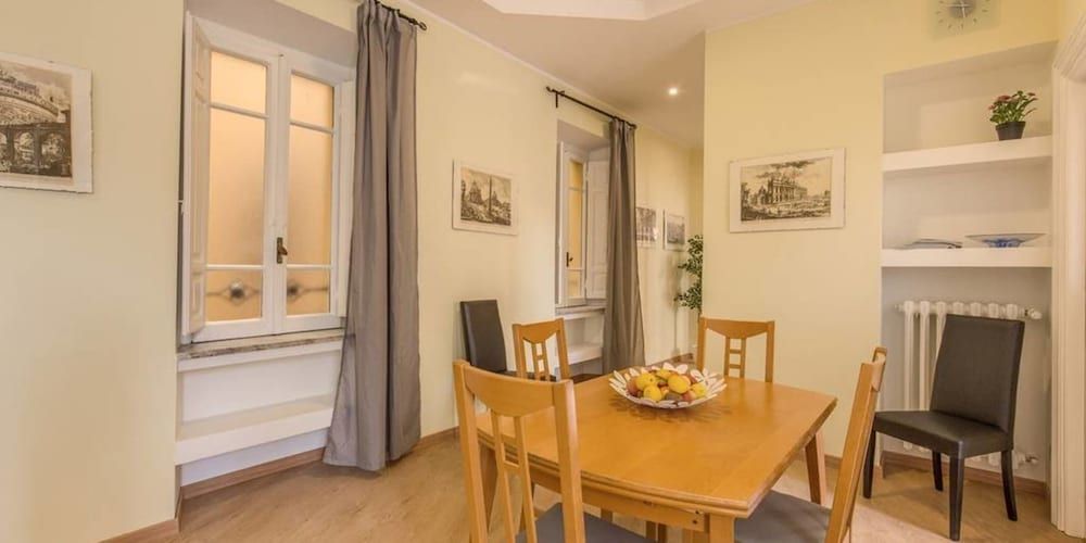 Basilica San Giovanni Apartment, 4 Bedrooms 20