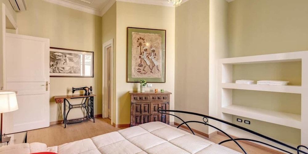 Basilica San Giovanni Apartment, 4 Bedrooms 11