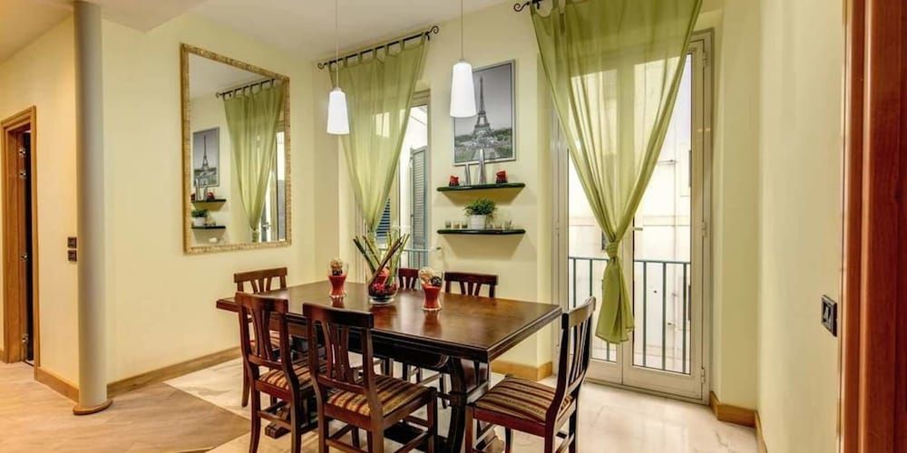 Elegant 2 bedrooms Campo dei Fiori Apartment, 2 Bedrooms 13