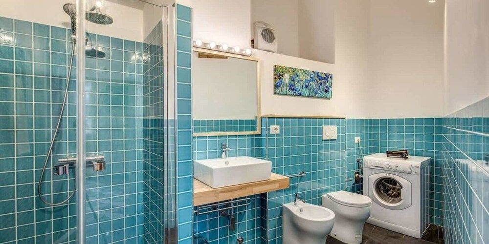 undefined Cavour Colosseum with Balcony 9