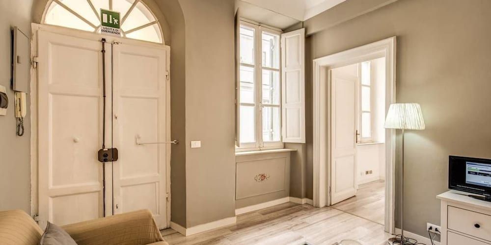 Colosseo 2 Bedroom Walking Distance Apartment, 2 Bedrooms 19