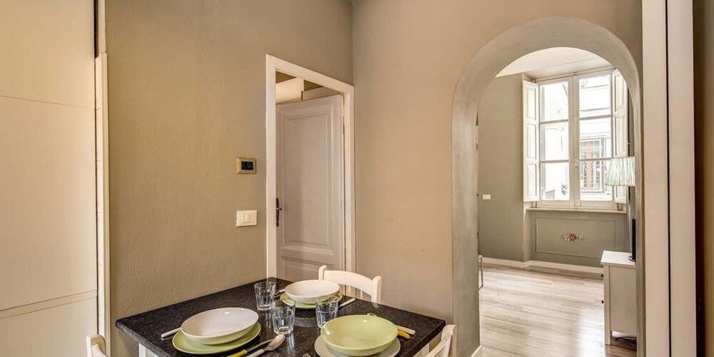 Colosseo 2 Bedroom Walking Distance Apartment, 2 Bedrooms 12