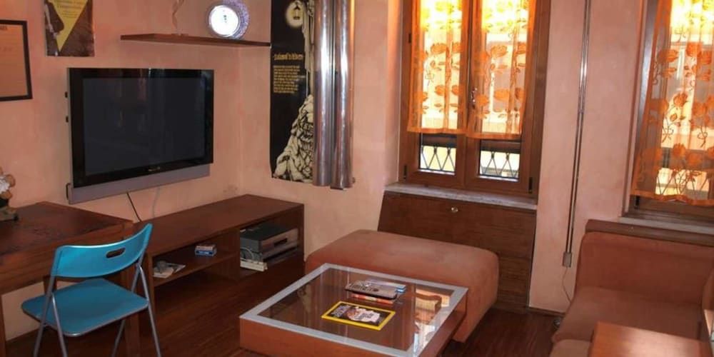 Testaccio 2 bedroom design Apartment, 2 Bedrooms, Non Smoking 13