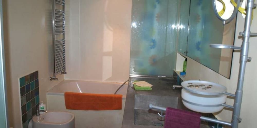 Testaccio 2 bedroom design Apartment, 2 Bedrooms, Non Smoking 4