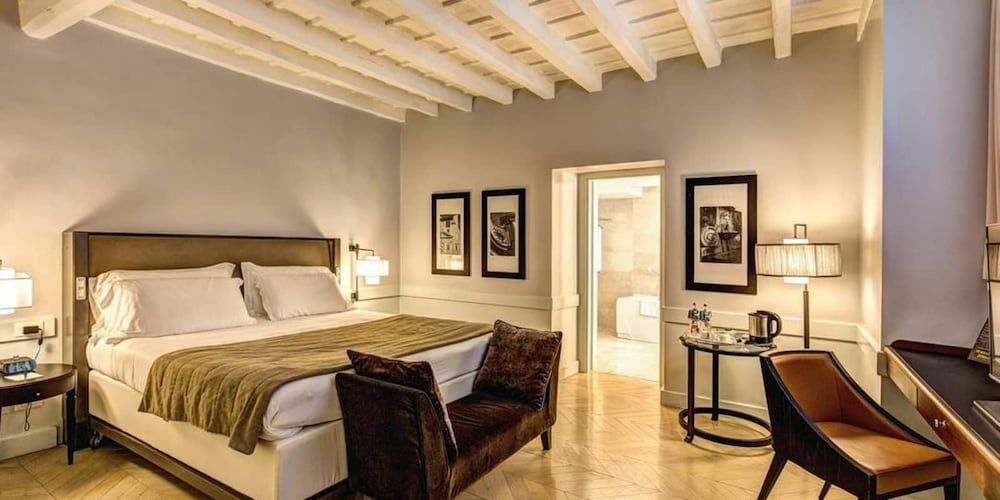 undefined Suite Giulia 1 5