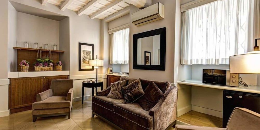 undefined Suite Giulia 1