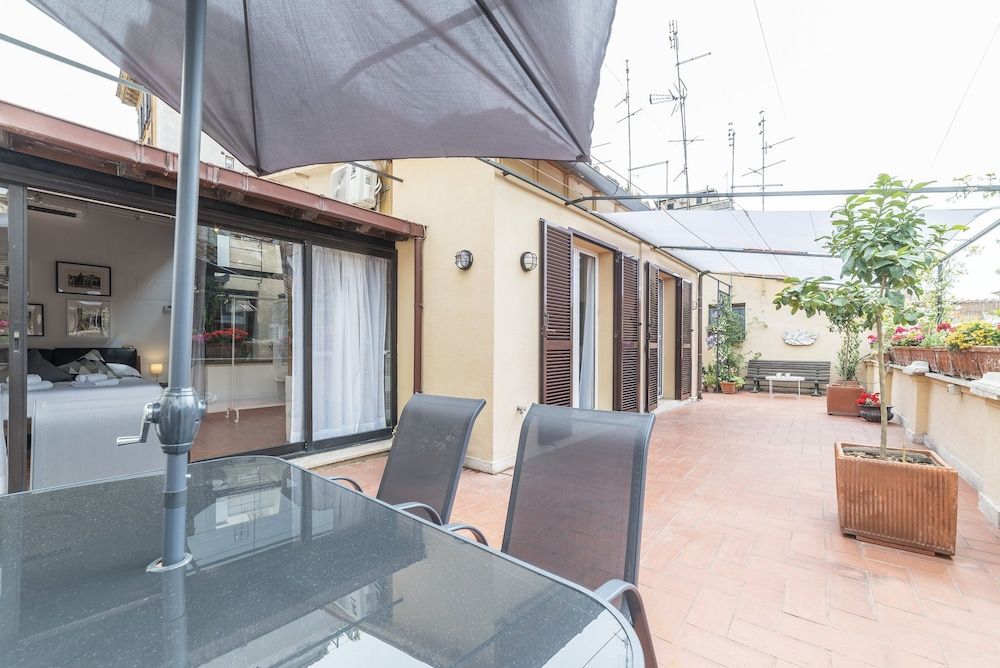 Monti Stairway to Heaven Apartment, 3 Bedrooms 28