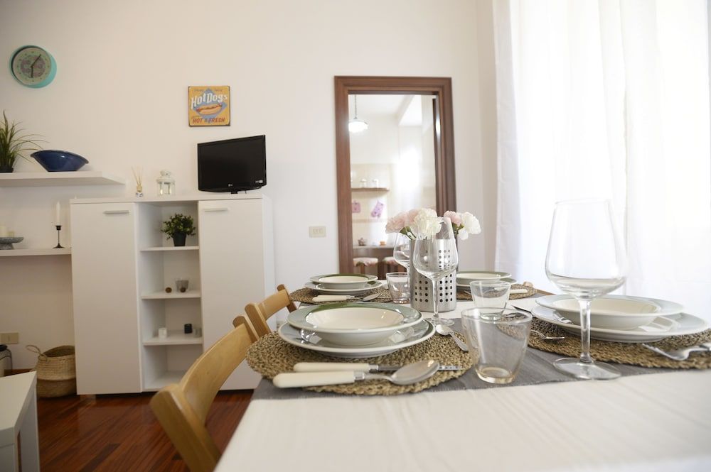 undefined Mecenate Deluxe Colosseum 8