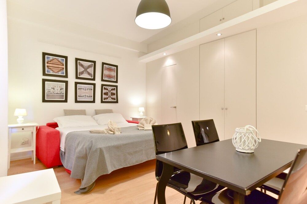 undefined Via Veneto Design Studio 5