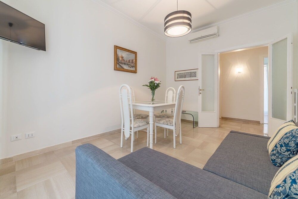 Casa della Musica Apartment, 2 Bedrooms 24