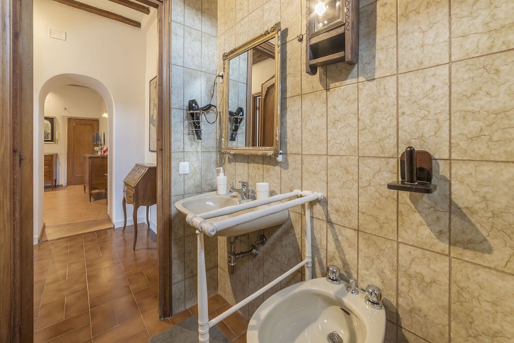 Montecitorio & Pantheon Stylish Flat Apartment, 1 Bedroom 19