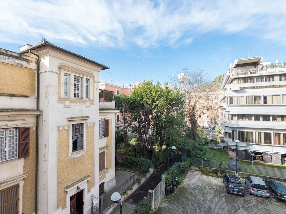 undefined RSH Vatican Bright Two Bedroom Apartment 2