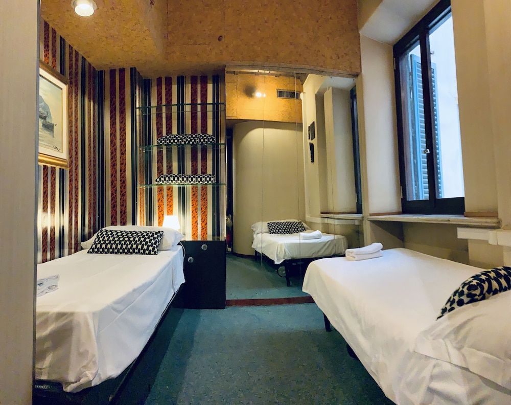 undefined Laurina Apartment Spanish Steps 9