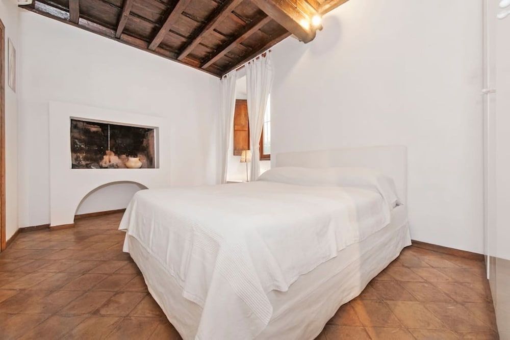 undefined Casa Flaminia al Colosseo 4