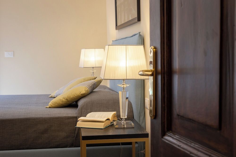 Prestigious Apartment Via Barberini Premium Apartment, 3 Bedrooms 22