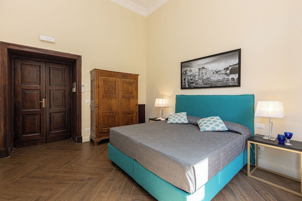 Prestigious Apartment Via Barberini Premium Apartment, 3 Bedrooms 10