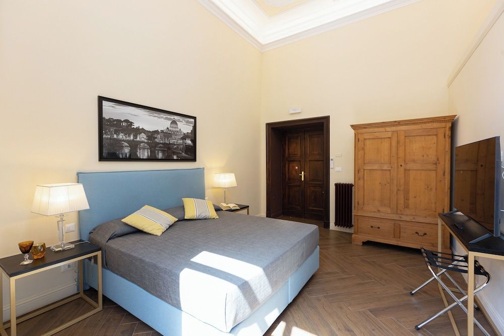 Prestigious Apartment Via Barberini Premium Apartment, 3 Bedrooms 21