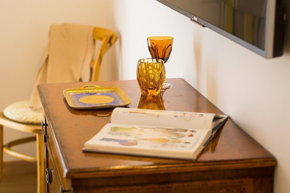 Prestigious Apartment Via Barberini Luxury Apartment, 3 Bedrooms 25