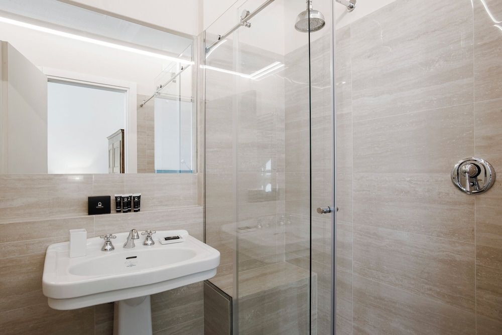 Prestigious Apartment Via Barberini Classic Apartment, 1 Bedroom 5