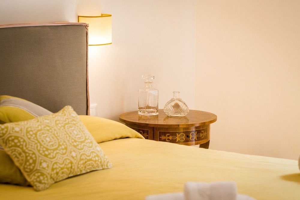 Prestigious Apartment Via Barberini Luxury Apartment, 3 Bedrooms 6