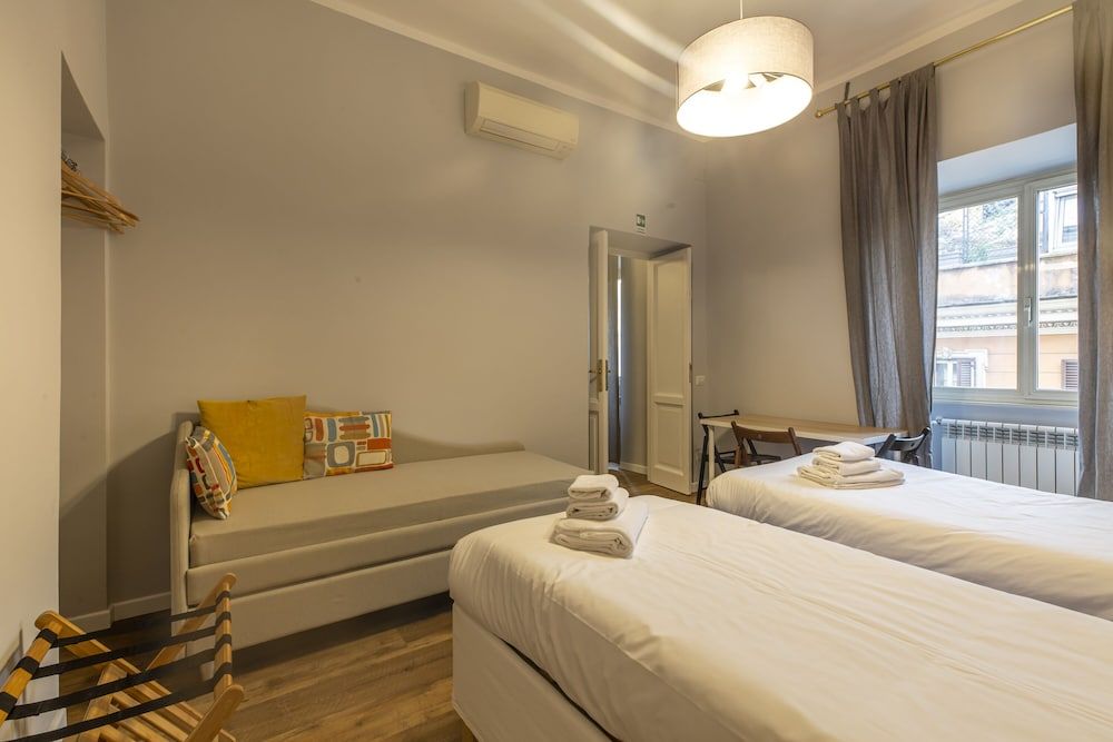 undefined Flatinrome Trastevere 6 10