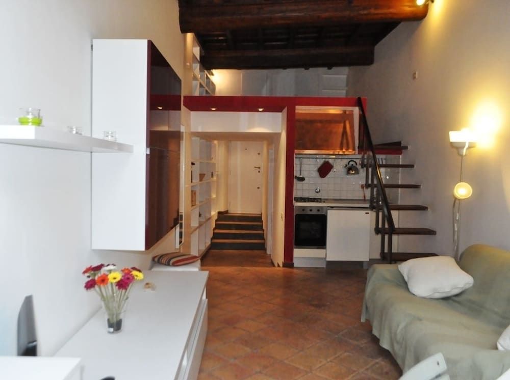 undefined Flatinrome Trastevere 9 5