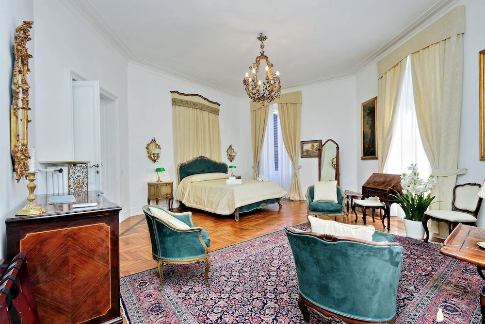 undefined Prestigious Apartment Via Veneto