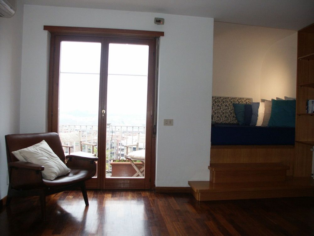 Flatinrome Trastevere 10 Apartment, 2 Bedrooms 13
