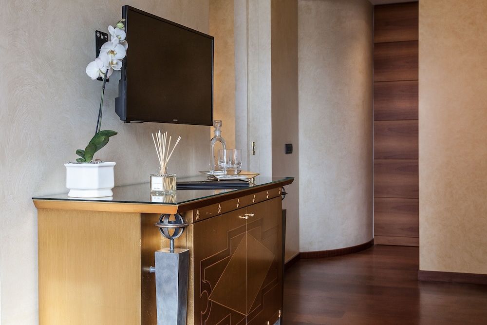 Prestigious Apartment Piazza Navona Apartment, 3 Bedrooms 26