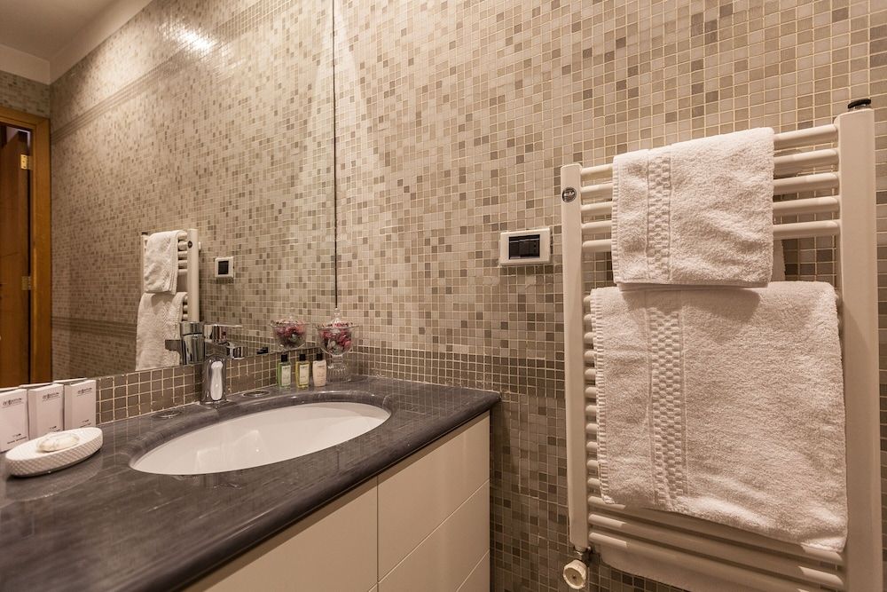 Prestigious Apartment Piazza Navona Apartment, 3 Bedrooms 52