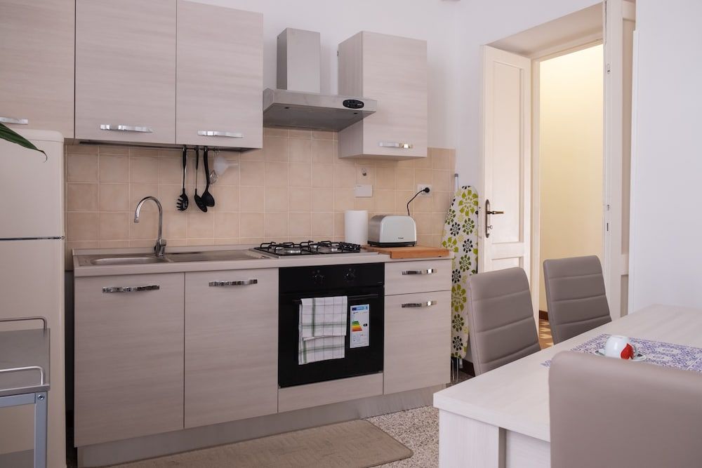 Roma - Via la Spezia 70 Apartment, 2 Bedrooms 19