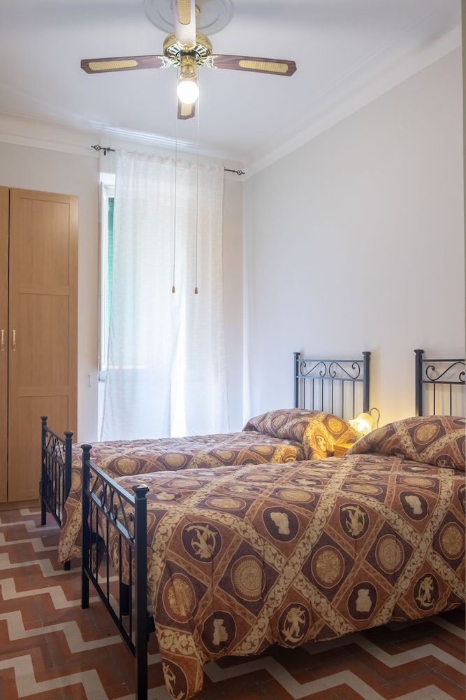 Roma - Via la Spezia 70 Apartment, 2 Bedrooms 7