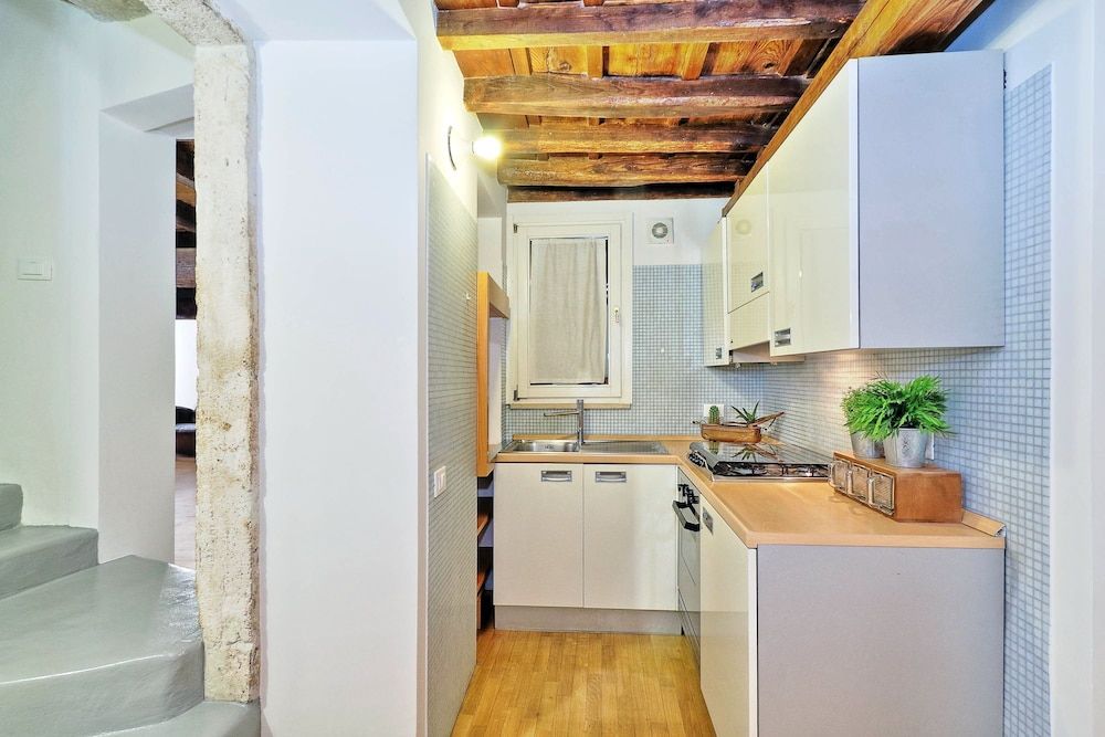 Parione Charme - My Extra Home Apartment, 1 Bedroom, City View 8