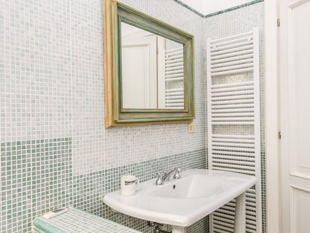 RSH Luxury Vatican Four Bedroom Apartment Apartment (4 Bedrooms) 34