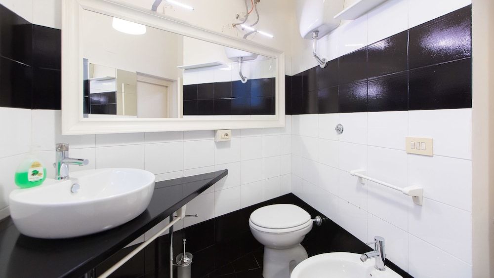 undefined Rental In Rome Veneto Apartment 10