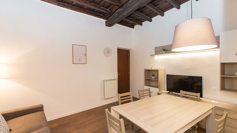 undefined Rental In Rome Pelliccia Apartment 5
