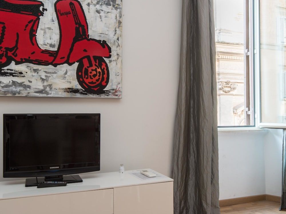 RSH Spanish Steps Luxury One Bedroom C Apartment (1 Bedroom) 19