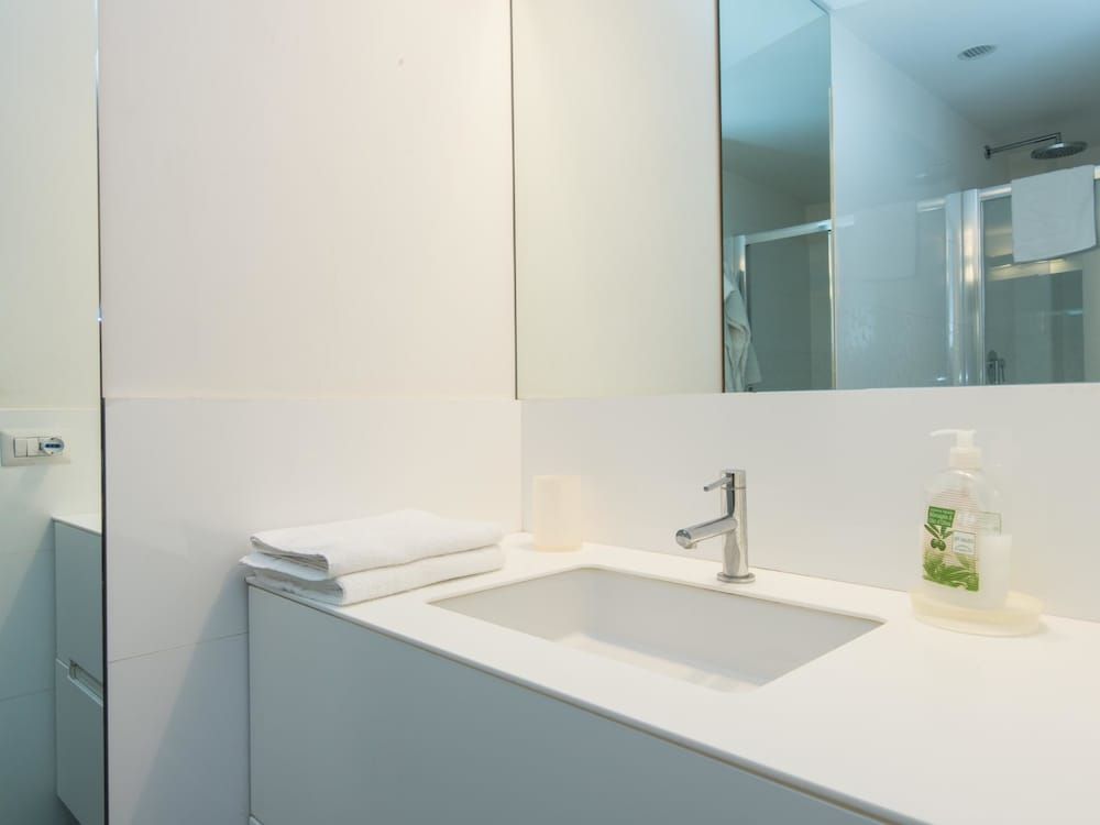 RSH Spanish Steps Luxury One Bedroom C Apartment (1 Bedroom) 22