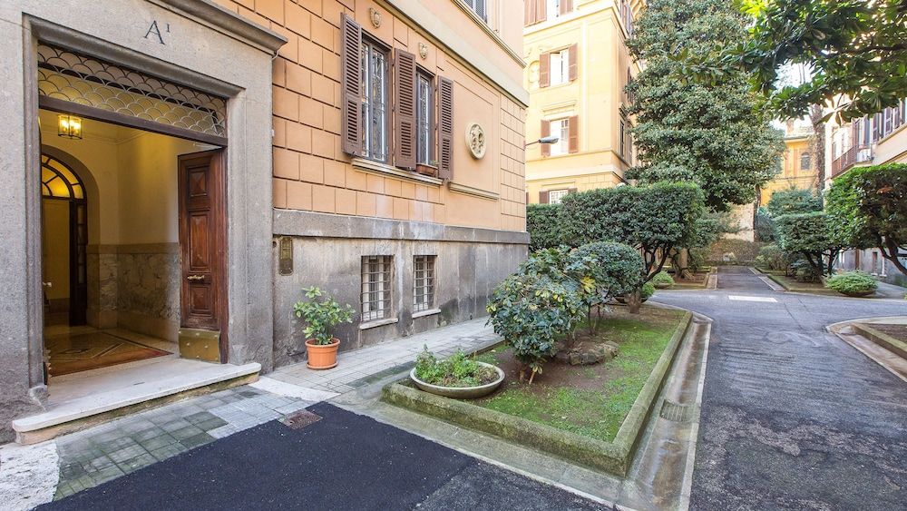 undefined Rental In Rome Parioli Apartment 4