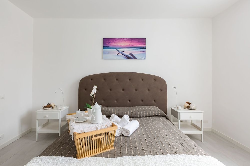 undefined The Imperial Suite 4