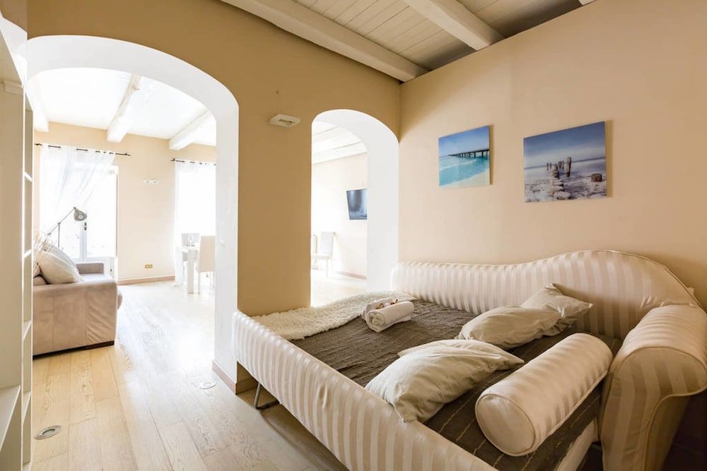 undefined Piazza del Popolo Suite 6