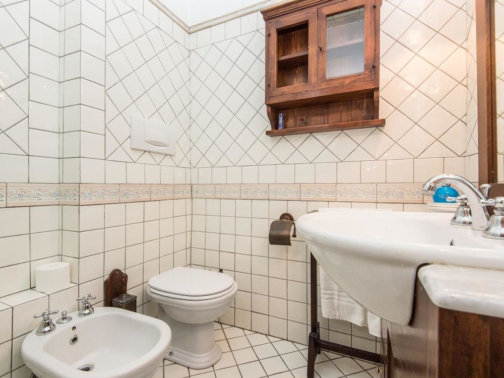 RSH Spanish Steps Luxury Apartment Deluxe Apartment (4 Bedrooms) 18