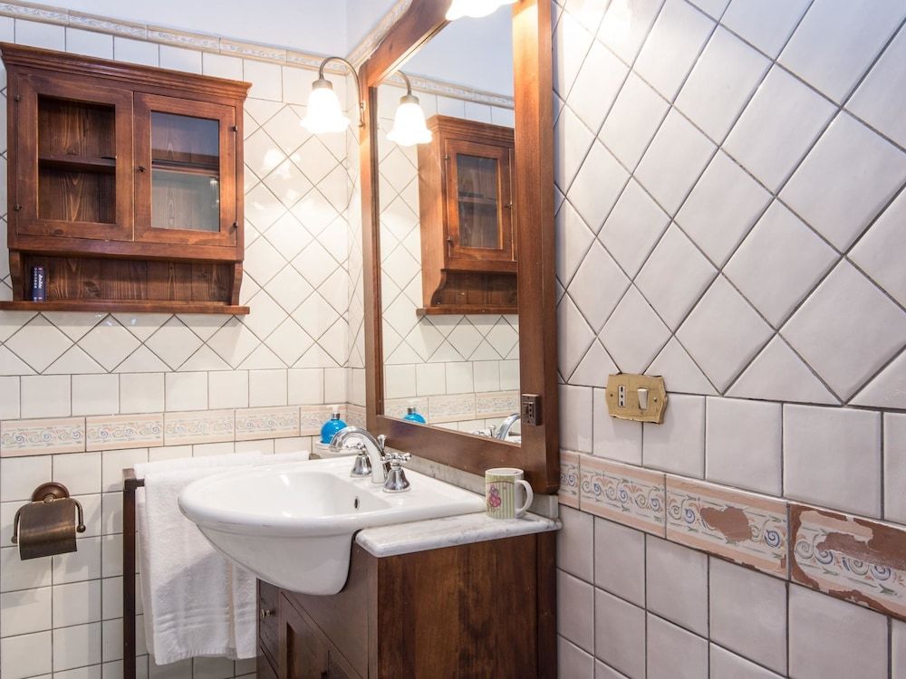 RSH Spanish Steps Luxury Apartment Deluxe Apartment (4 Bedrooms) 16