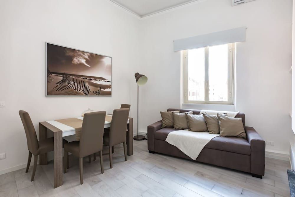 undefined The Presidential's Suite 10