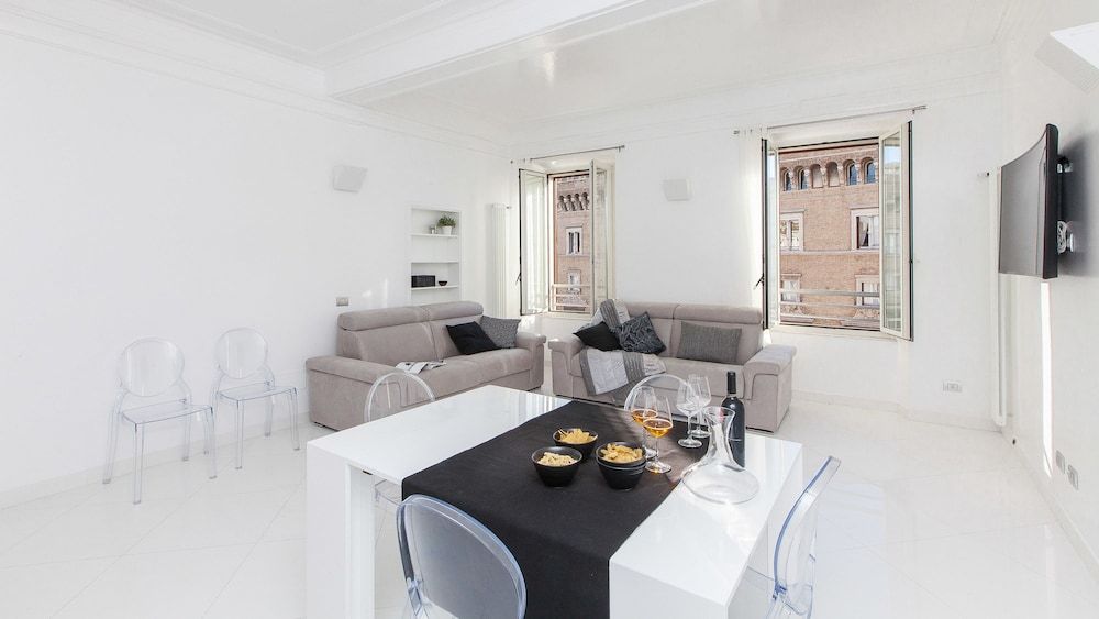 Rental In Rome Piazza Venezia View Luxury Apartment Apartment 10