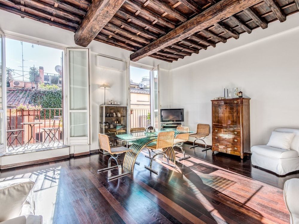 RSH Luxury Spanish Steps Terrace Apartment, 3 Bedrooms 22